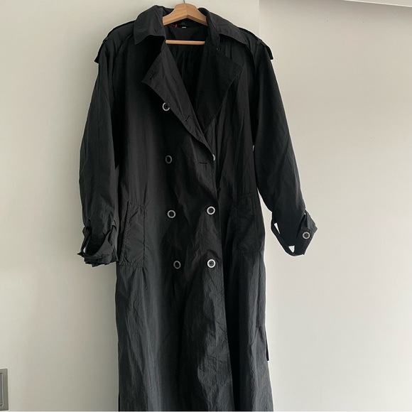 Vintage Black Trench Coat - Picture 9 of 9